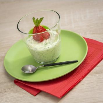 Verrine citron vert, fraise, basilic