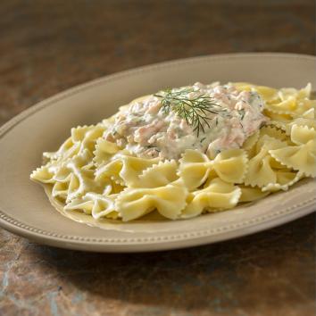 Farfalle au saumon fumé, aneth et citron